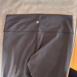 Lululemon Wonder Train - Size 16, black